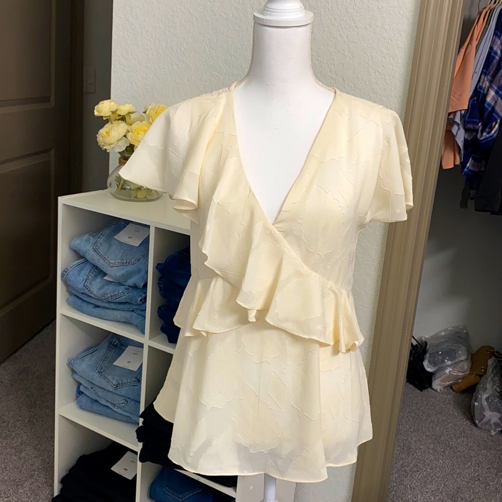 Michael Kors Textured Cream Blouse Size Small